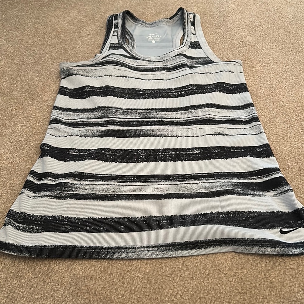 Nike Top